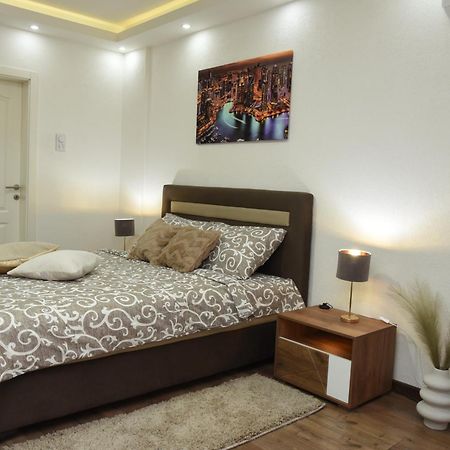 Apartmani Sofronic Loznica 2 ภายนอก รูปภาพ