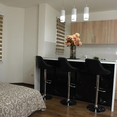 Apartmani Sofronic Loznica 2 ภายนอก รูปภาพ