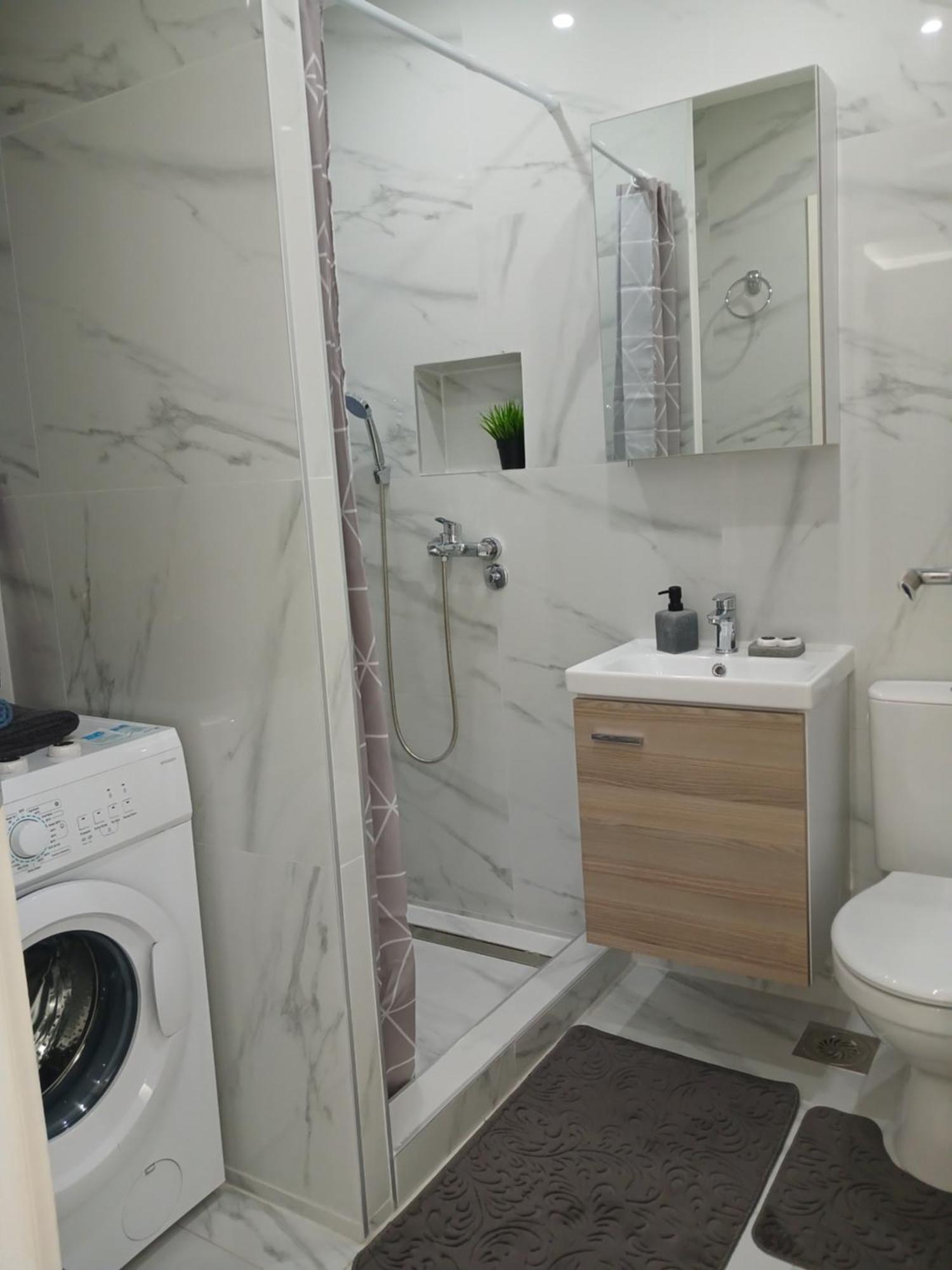 Apartmani Sofronic Loznica 2 ภายนอก รูปภาพ