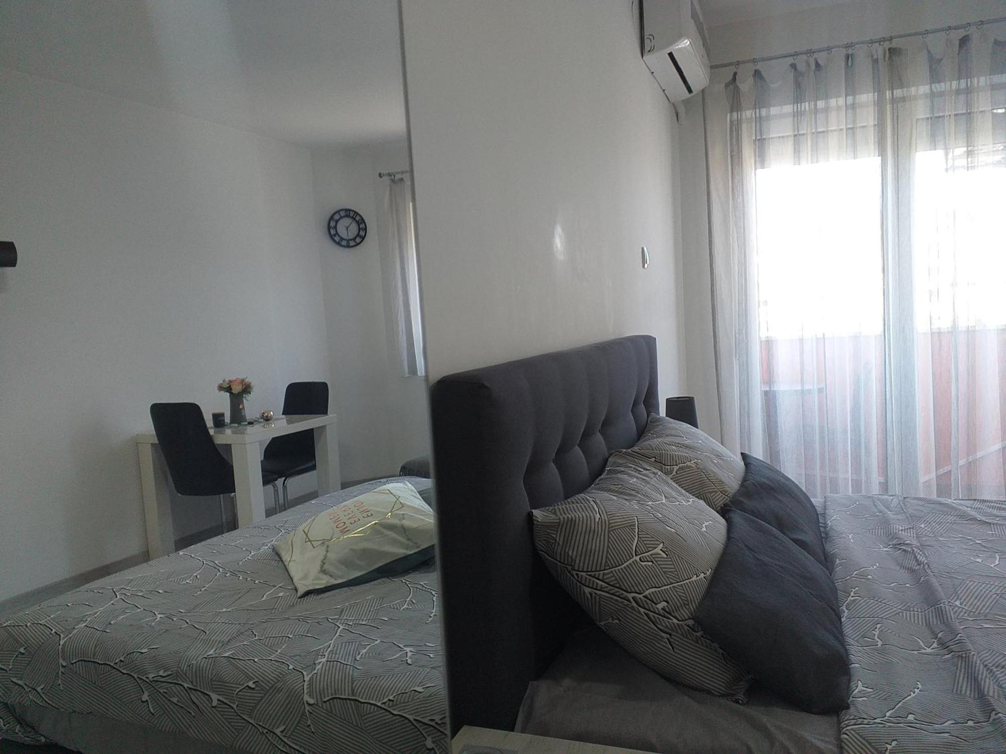 Apartmani Sofronic Loznica 2 ภายนอก รูปภาพ